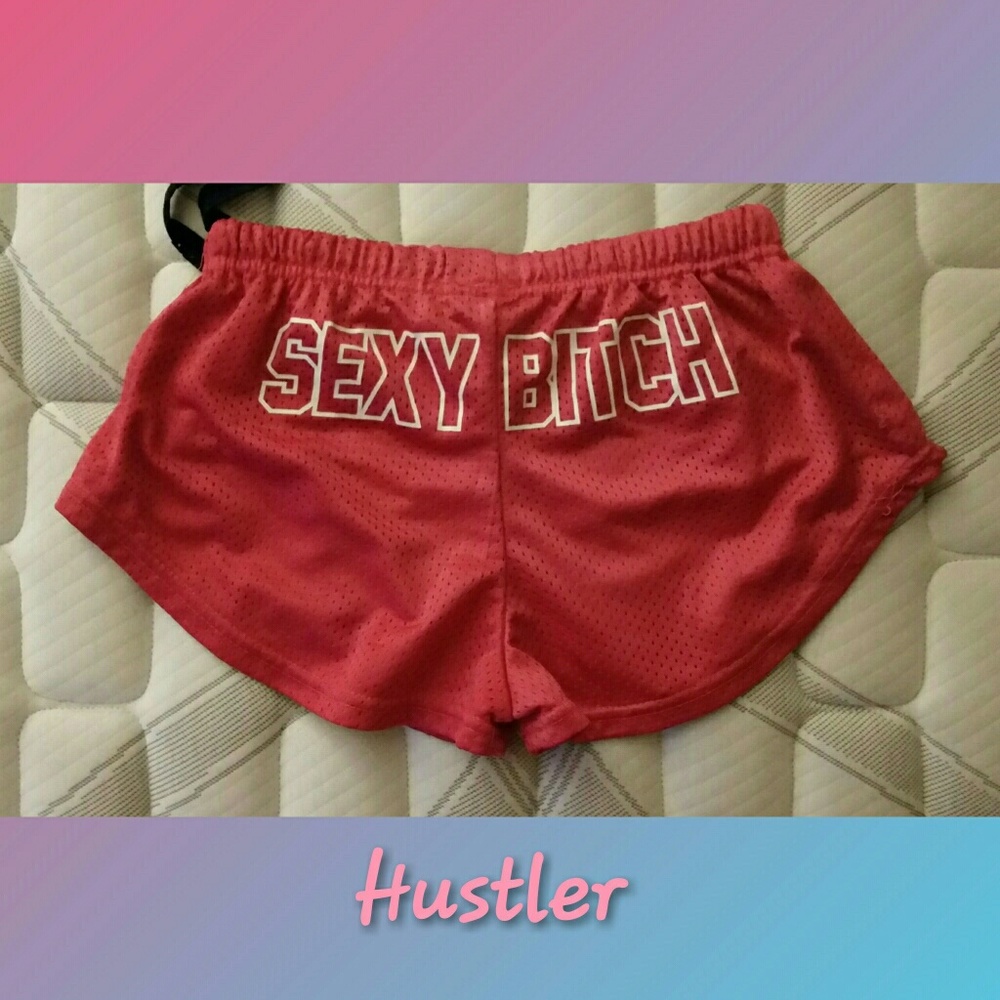 Shorts - Picture 2 of 3